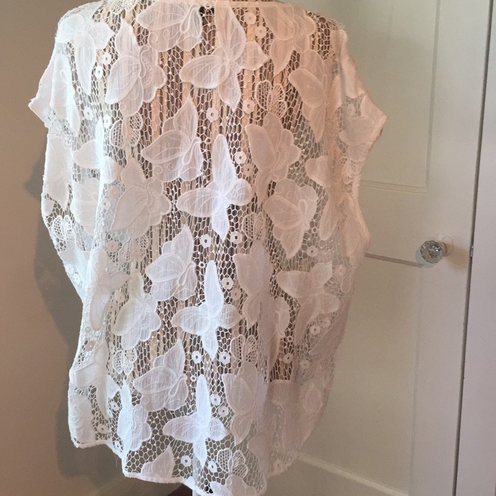 White Talbots top large 28 in long almost new.used only a few times.